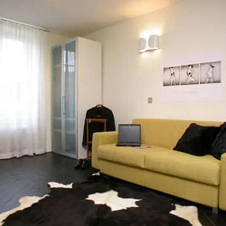 Visionapartments Hardstrasse - Self Check-in ציריך